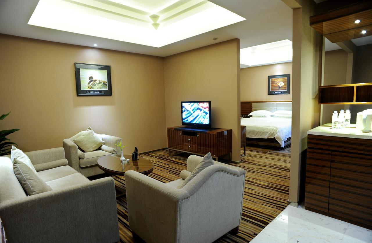 Jiangxi Seven Star Shang Wu Hotel 南昌 外观 照片